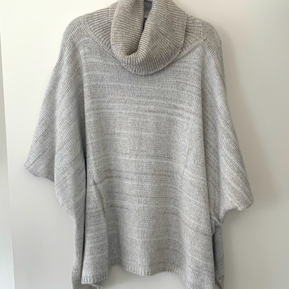 New Michael Stars Poncho